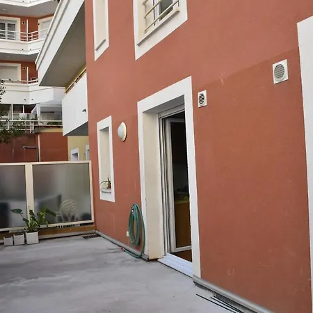 50m De La Plage Et Au Pied Du Tram Apartamento *