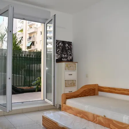 50m De La Plage Et Au Pied Du Tram Apartamento Nice